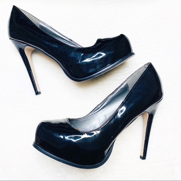 Madden Girl Black Tiarah Patent Leather Heel 9.5M - Picture 3 of 9